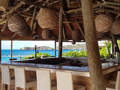 One of several bars in the Galley Bay Resort. Unfortunately, all of them are closed.